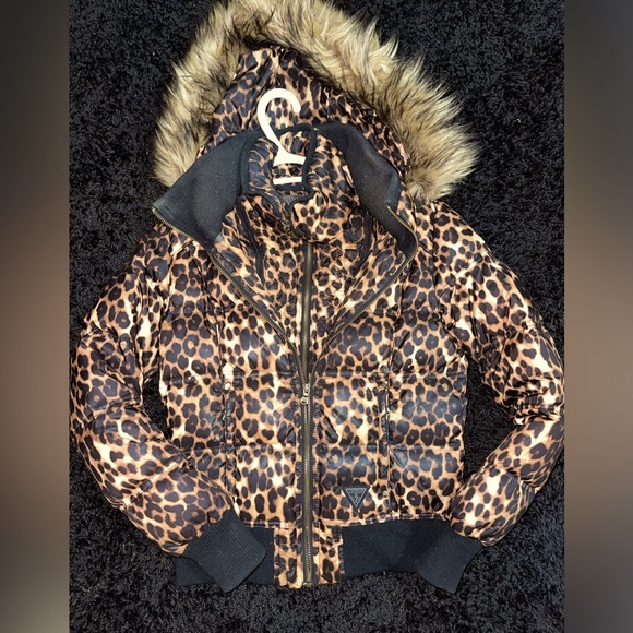 ❌SOLD❌ Guess Jacket - Picture 1 of 1